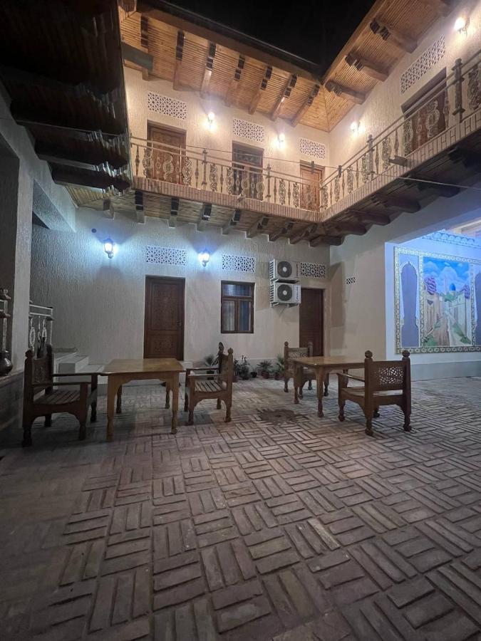 בוקורו Asia Central Boutique מראה חיצוני תמונה