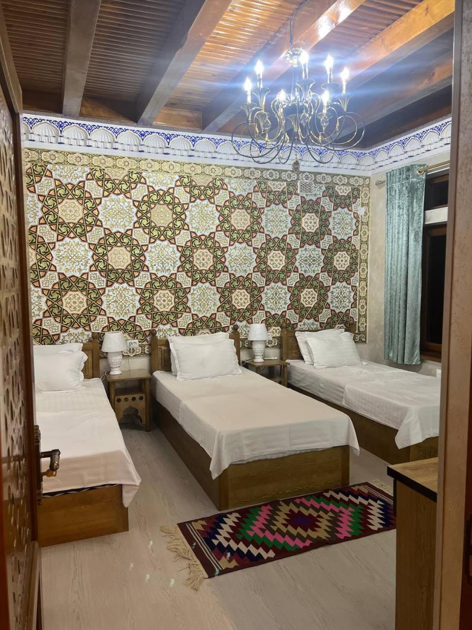 בוקורו Asia Central Boutique מראה חיצוני תמונה
