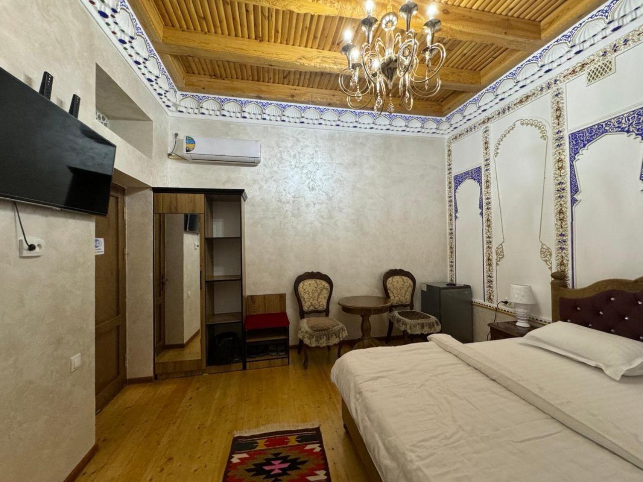 בוקורו Asia Central Boutique חדר תמונה